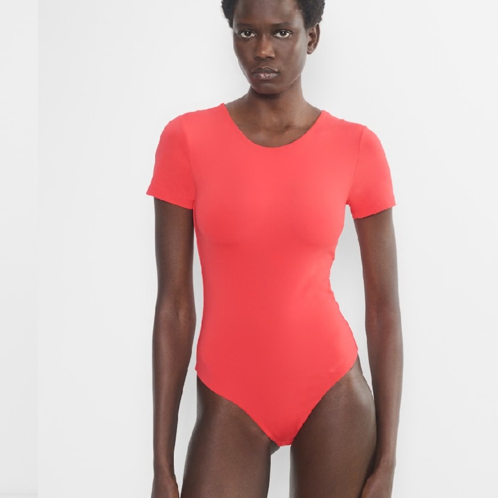 Aritzia (Red) Crew Neck Bodysuit